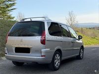 Usado Peugeot 807 Style 136 CV (100 kW) 2014 Gris / plata Monovolumen