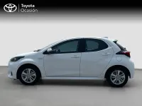 Usado Toyota Yaris Active 116 CV (85 kW) 2021 Blanco Utilitario