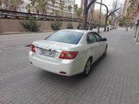 Usado Chevrolet Epica LT 150 CV (110 kW) 2009 Blanco Berlina
