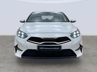 Begagnad Kia Ceed 101 HK (74 kW) 2024 Vit Halvkombi