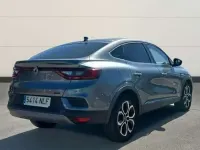 Usado Renault Arkana Techno 145 CV (106 kW) 2023 Gris SUV