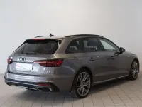 Usado Audi A4 163 CV (119 kW) 2022 Gris Familiar
