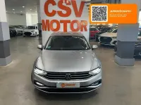 Usado VW Passat 122 CV (89 kW) 2021 Gris / plata Berlina