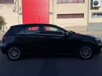 Usado Mercedes A180 Style 122 CV (89 kW) 2015 Gris Utilitario