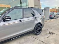 Usado Land Rover Discovery 5 SE Dynamic 349 CV (256 kW) 2024 Gris SUV