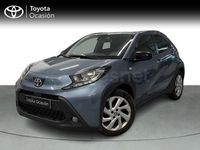 Usado Toyota Aygo X Play 72 CV (52 kW) 2024 Gris / plata SUV