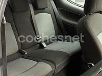 Usado Peugeot 206 70 CV (51 kW) 2002 Gris / plata Berlina