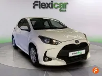 Używany Toyota Yaris Hybrid Business Edition 116 KM (85 kW) 2022 Biały Hatchback