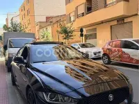 Usado Jaguar XE R-Sport 180 CV (132 kW) 2016 Negro Berlina