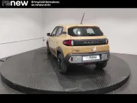 Usado Dacia Spring Extreme 47 kW (65 CV) 2025 Gris Utilitario