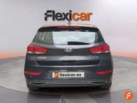 Usado Hyundai i30 110 HP (80 kW) 2021 Cinzento Citadino