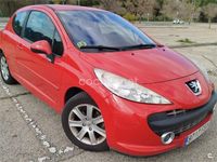 Usado Peugeot 207 90 CV (66 kW) 2007 Rojo Berlina
