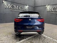 Usado Alfa Romeo Stelvio Super 180 CV (132 kW) 2017 Azul SUV
