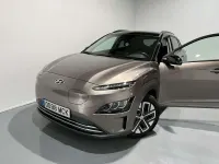 Usado Hyundai Kona 100 kW (136 CV) 2022 Marrón SUV