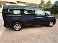 Usado VW Caddy Maxi 102 CV (75 kW) 2023 Negro Monovolumen