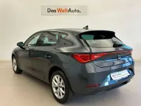 Usado Seat Leon Style 150 CV (110 kW) 2024 Gris Berlina