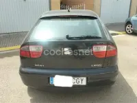 Usado Seat Leon Sport 150 CV (110 kW) 2003 Negro Utilitario