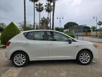 Usado Seat Ibiza Reference 75 CV (55 kW) 2016 Blanco Berlina