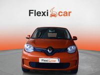 Usado Renault Twingo Techno 60 kW (82 CV) 2022 Naranja Utilitario