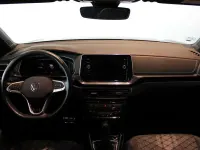 Usado VW T-Cross R-line 116 CV (85 kW) 2025 Gris SUV