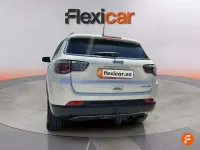 Usado Jeep Compass 140 CV (102 kW) 2018 Blanco SUV