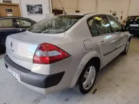 Usado Renault Mégane Expression 120 CV (88 kW) 2004 Gris / plata Berlina