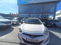 Usado Hyundai i30 90 CV (66 kW) 2013 Blanco Berlina