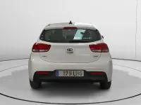 Usado Kia Rio 101 CV (74 kW) 2020 Blanco Berlina