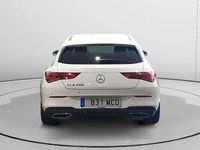 Usado Mercedes CLA200 165 CV (121 kW) 2022 Blanco Familiar