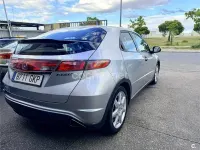 Usado Honda Civic Executive 140 CV (102 kW) 2009 Gris / plata Berlina