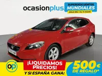 Usado Volvo V40 Kinetic 115 CV (84 kW) 2012 Rojo Utilitario