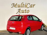 Usado Fiat Grande Punto Active 95 CV (69 kW) 2007 Granate Utilitario