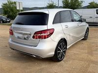 Usado Mercedes B180 109 CV (80 kW) 2017 Gris / plata Monovolumen