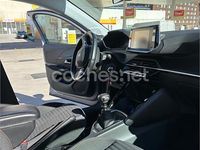 Usado Peugeot 208 Active 100 CV (73 kW) 2020 Gris / plata Utilitario