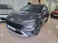 Usado Hyundai Kona 120 CV (88 kW) 2021 Gris / plata SUV