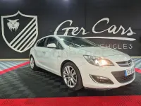 Usado Opel Astra Excellence 110 CV (80 kW) 2012 Blanco Berlina