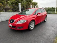 Usado Seat Leon Sport 105 CV (77 kW) 2007 Rojo Utilitario