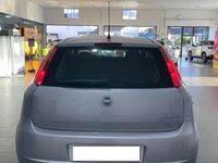 Usado Fiat Punto 75 CV (55 kW) 2007 Gris Utilitario