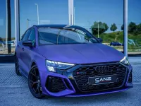 Usado Audi RS3 Sportback Premium 400 CV (294 kW) 2024 Burdeos Utilitario