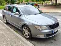 Begagnad Skoda Superb Exclusive 170 HK (125 kW) 2013 Grå Kombi