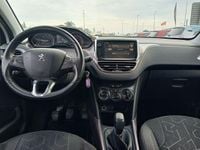 Usado Peugeot 2008 Access 82 CV (60 kW) 2015 Blanco SUV
