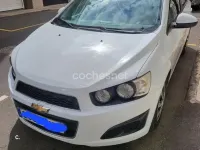 Usado Chevrolet Aveo LT 75 CV (55 kW) 2012 Blanco Berlina