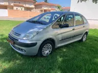 Usado Citroën Xsara Picasso Exclusive 110 CV (80 kW) 2010 Gris / plata Monovolumen