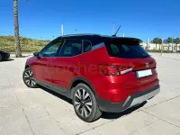 Usado Seat Arona Ecomotive 95 CV (69 kW) 2020 Granate SUV