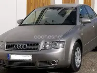 Usado Audi A4 130 CV (95 kW) 2003 Gris / plata Berlina