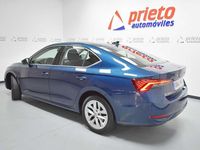 Usado Skoda Octavia Ambition 150 CV (110 kW) 2023 Gris Utilitario