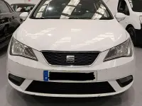 Usado Seat Ibiza Style 90 CV (66 kW) 2014 Blanco Utilitario
