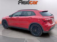 Usado Mercedes GLA180 122 CV (89 kW) 2020 Rojo SUV