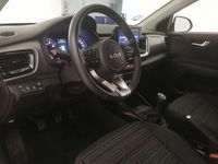 Usado Kia Stonic 101 CV (74 kW) 2024 Blanco SUV