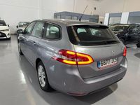 Usado Peugeot 308 SW Active 116 CV (85 kW) 2015 Gris / plata Familiar